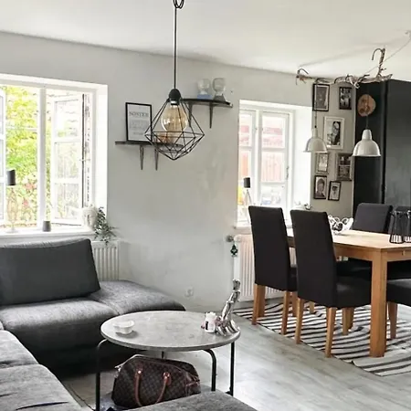 Hans Christian Andersen Eventyrhuset Apartment *
